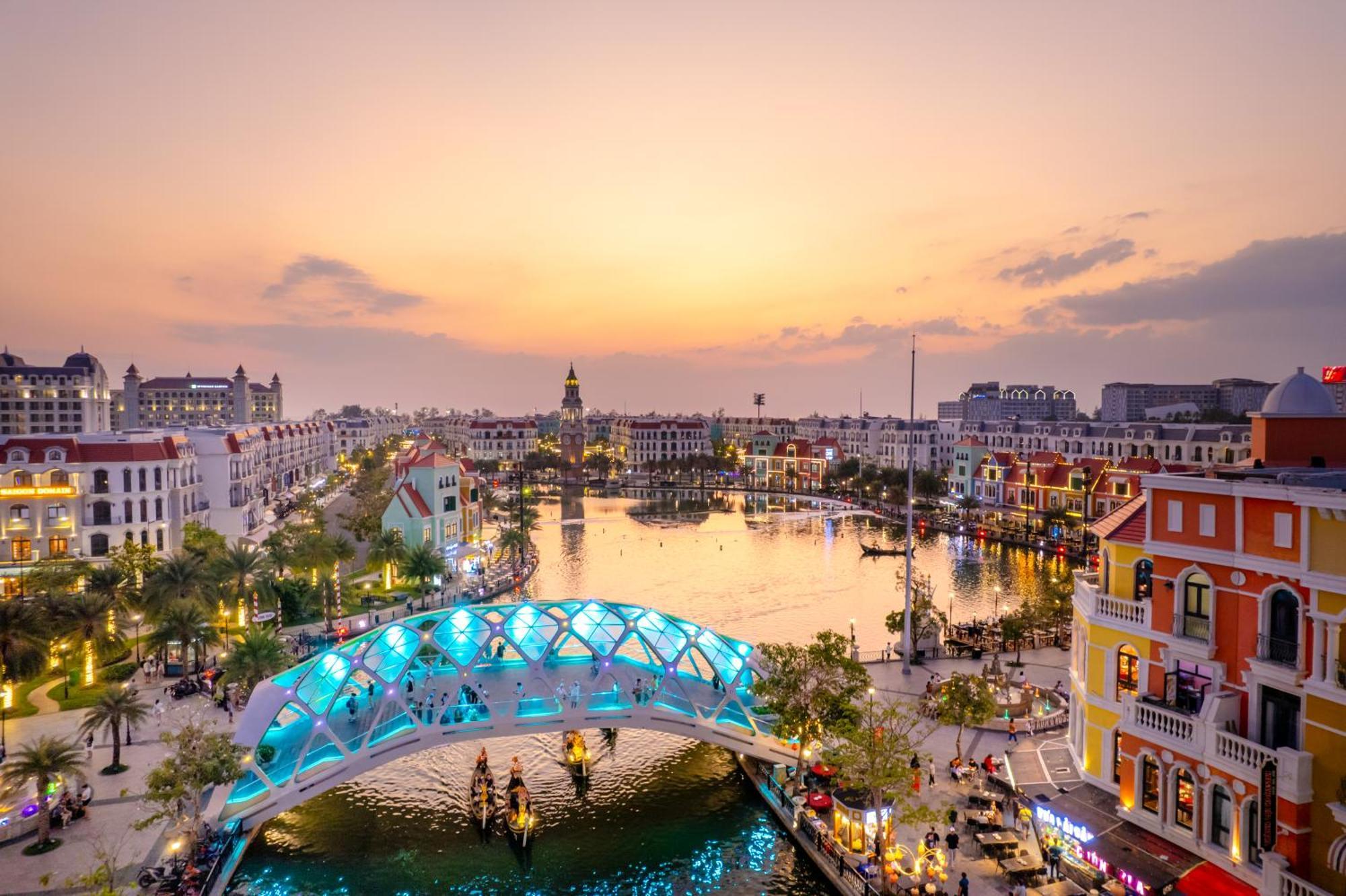 Hotel Vinpearl Wonderworld Phú Quốc Exterior foto